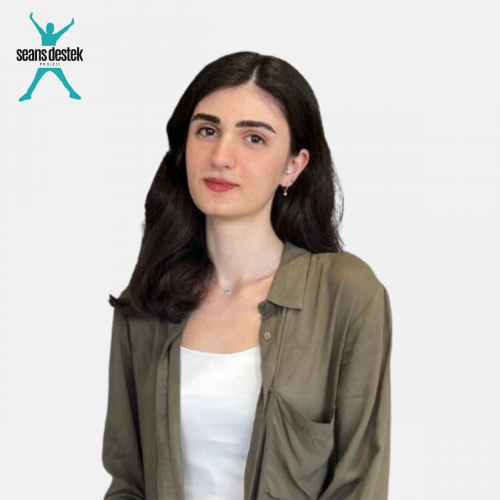 Özge Sena Arabacı